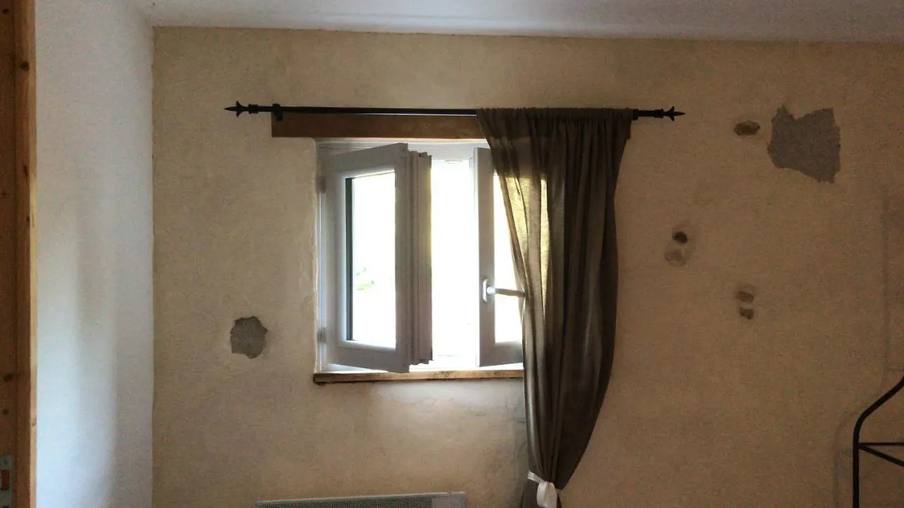 Le Ribet Bed and Breakfast Lempaut Bed & Breakfast